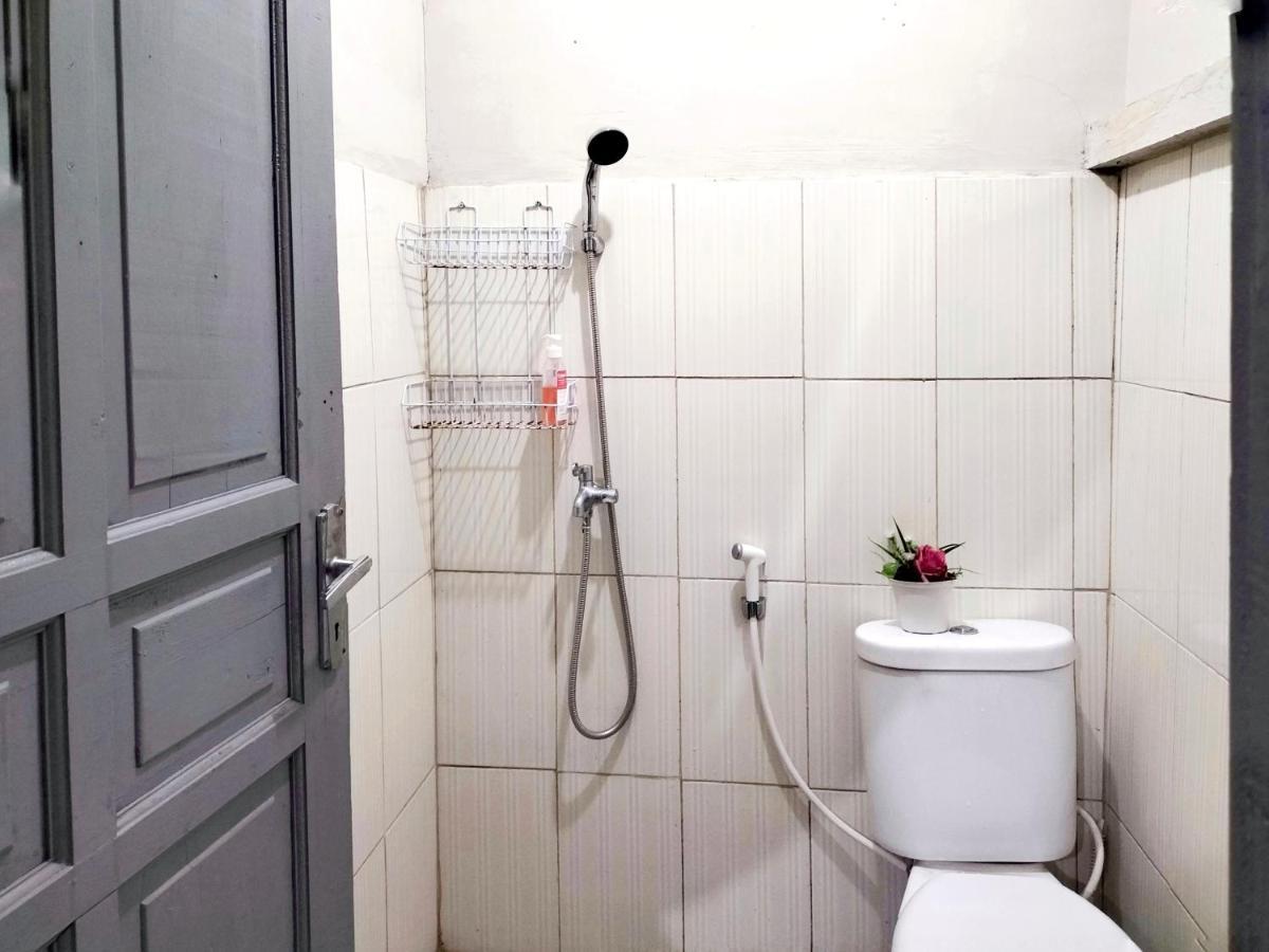 Brussels Homestay Kost Balige Exterior photo